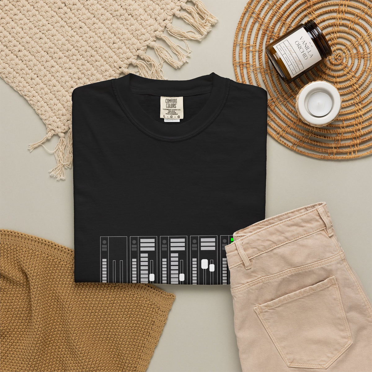 LOUD MONEY URBAN — Faders Up Graphic Tee (Onyx)